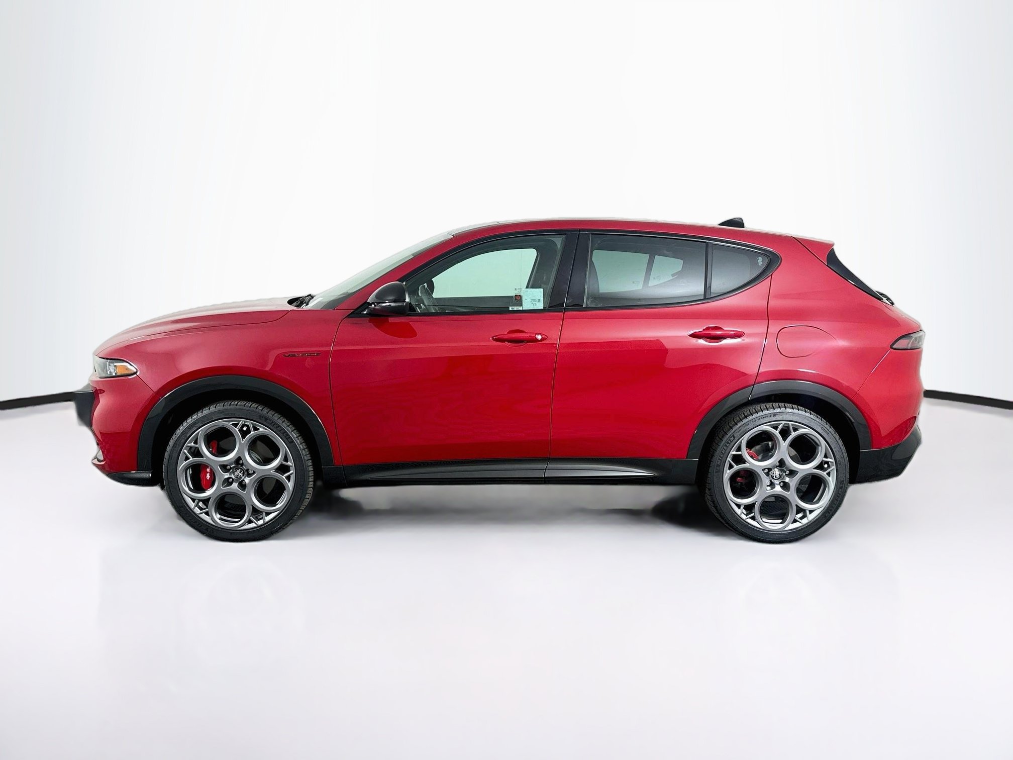 Used 2024 Alfa Romeo Tonale Veloce AWD/4WD image 4