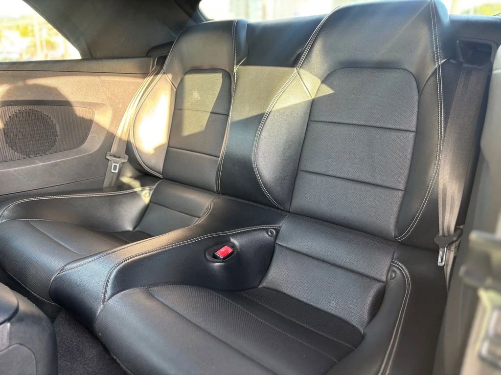 Used 2020 Ford Mustang Premium image 10