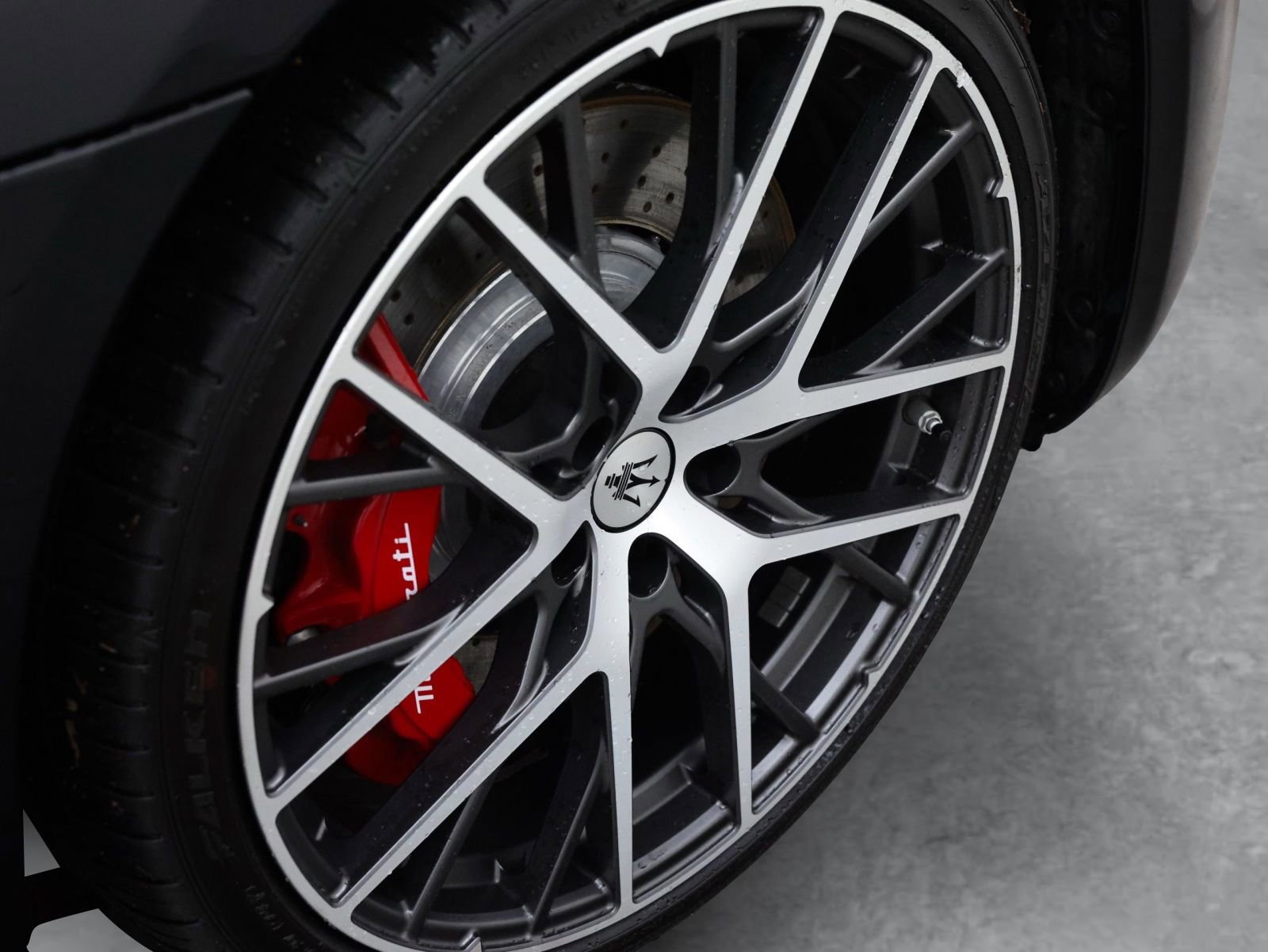 Used 2024 Maserati GranTurismo Trofeo AWD/4WD image 13