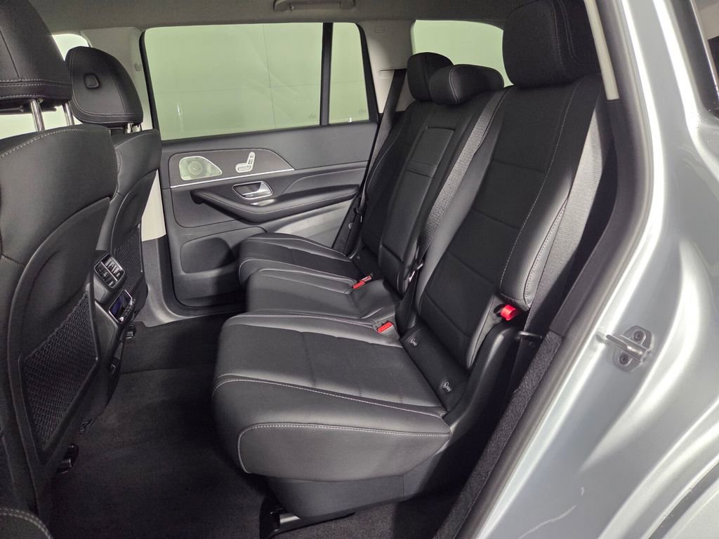 Used 2026 Mercedes-Benz GLS 450 4MATIC image 24