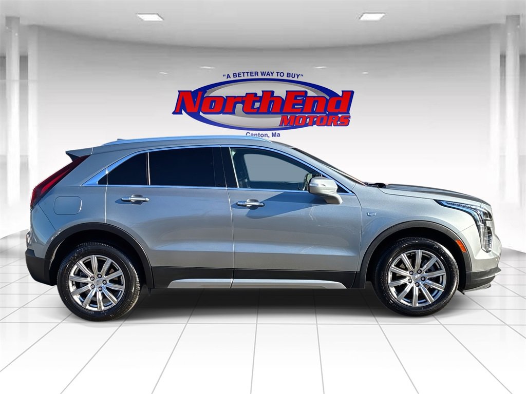 Used 2023 Cadillac XT4 Premium Luxury image 8