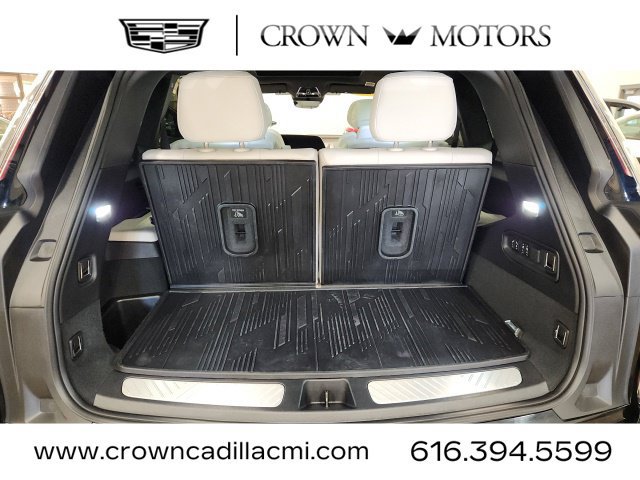 Certified 2026 Cadillac Vistiq Sport w/ LPO, Floor Liner Package AWD/4WD image 27