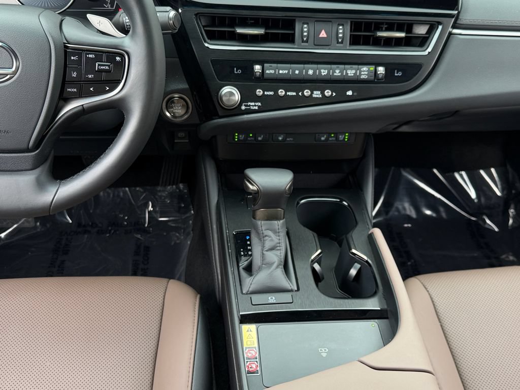 Certified 2025 Lexus ES 350 w/ Premium Package FWD image 13