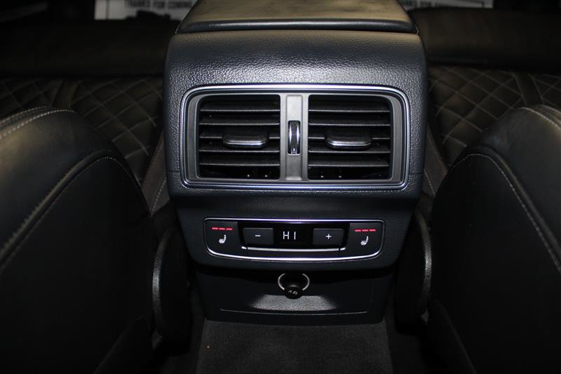Used 2018 Audi SQ5 Premium Plus w/ Navigation Package image 24
