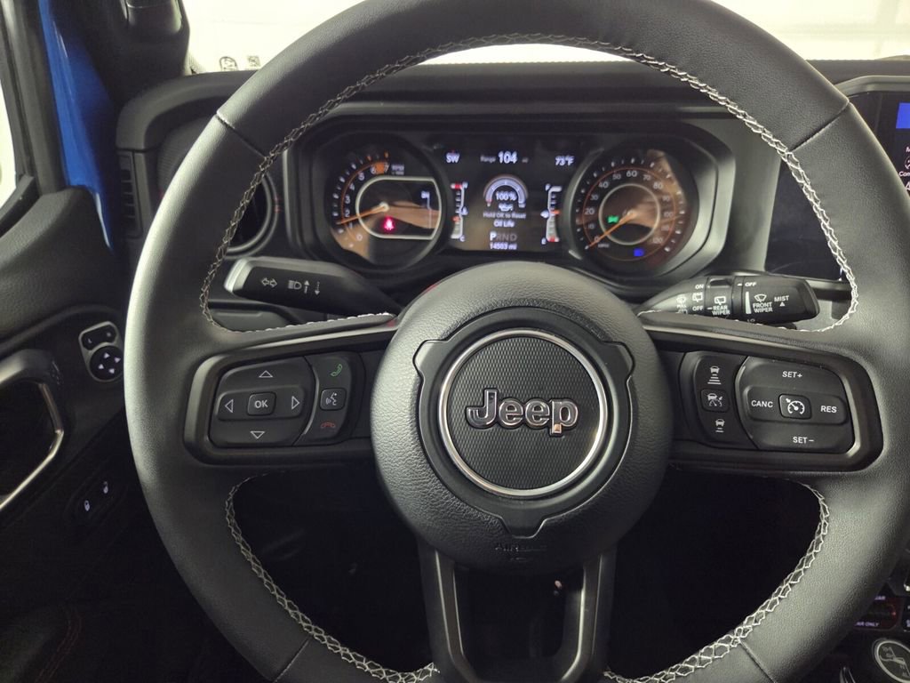 Certified 2025 Jeep Wrangler Rubicon w/ Safety Group image 18