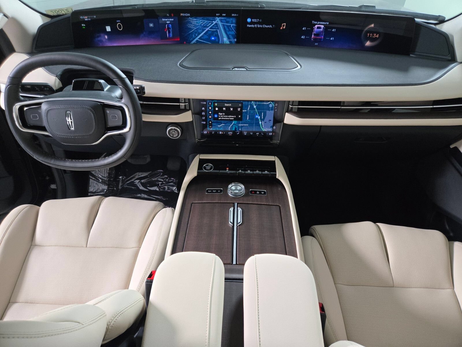 New 2027 Lincoln Navigator Premiere AWD/4WD image 15