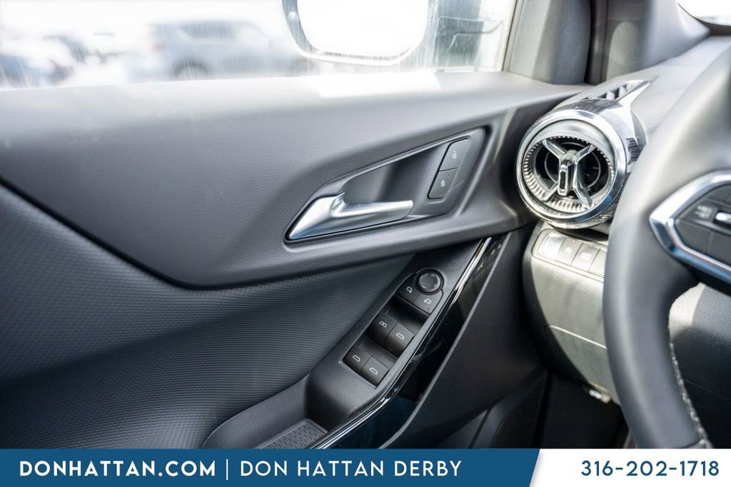 New 2026 Chevrolet Equinox LT w/ Midnight Edition image 17