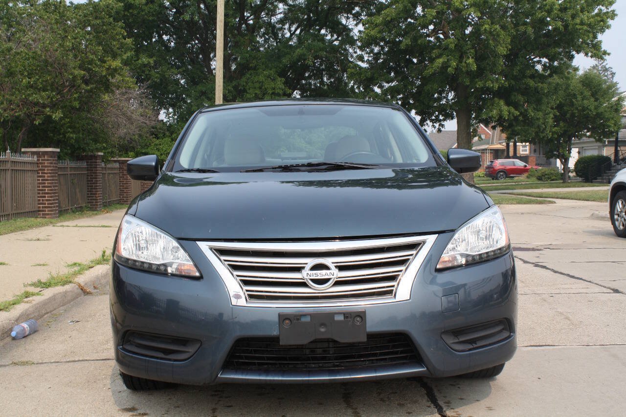 Used 2015 Nissan Sentra SV w/ Cold Weather Package FWD image 3