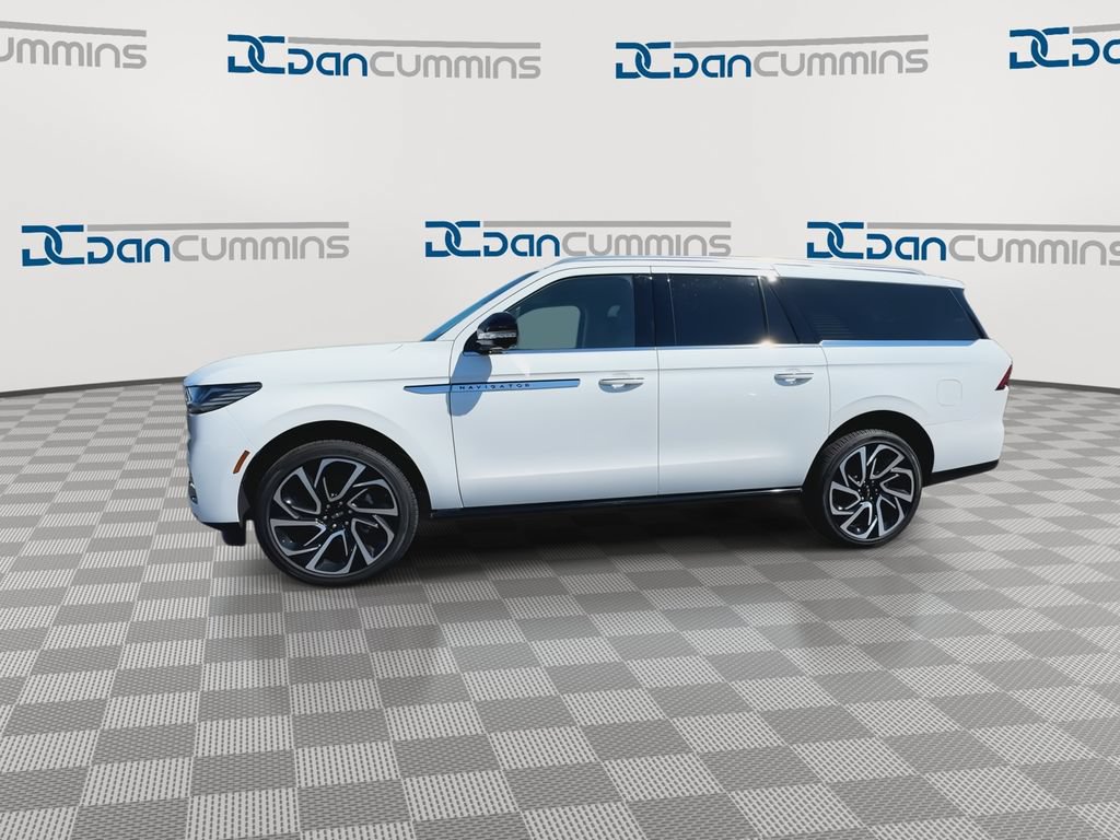 New 2027 Lincoln Navigator L Reserve AWD/4WD image 5