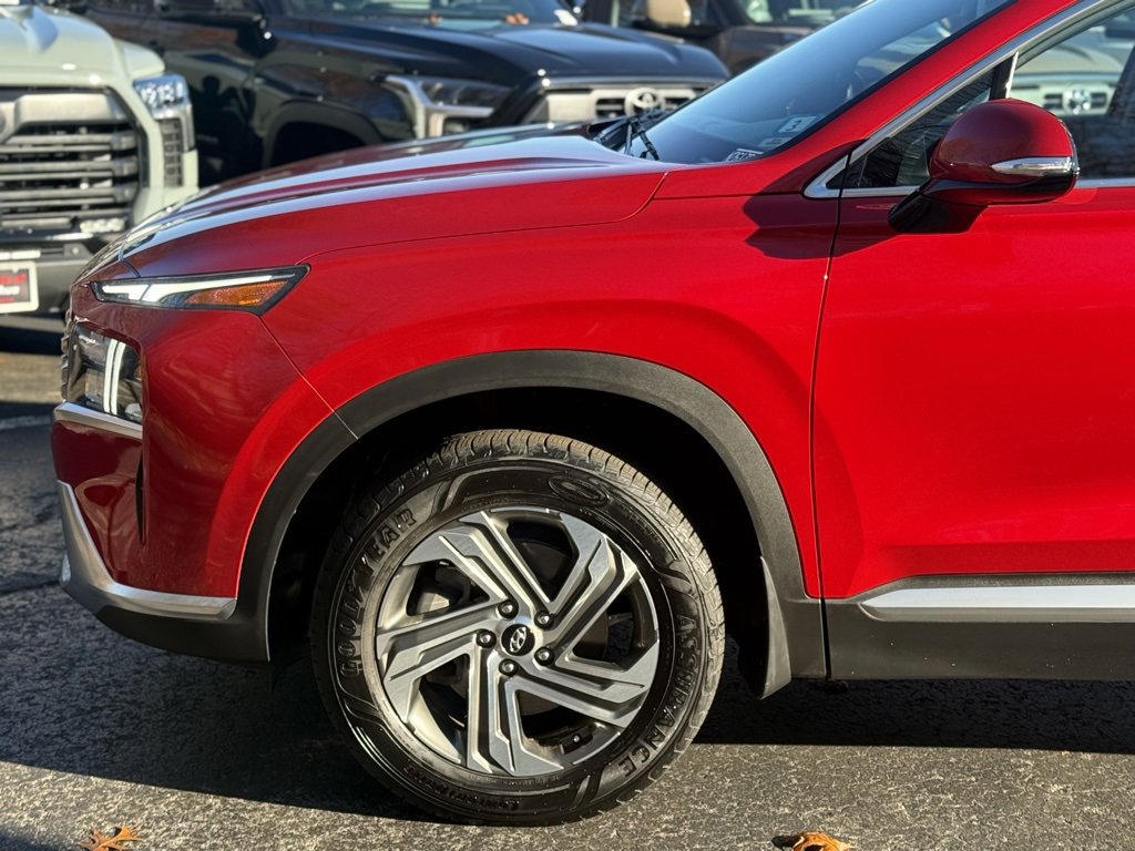 Used 2021 Hyundai Santa Fe SEL w/ Convenience Package image 2