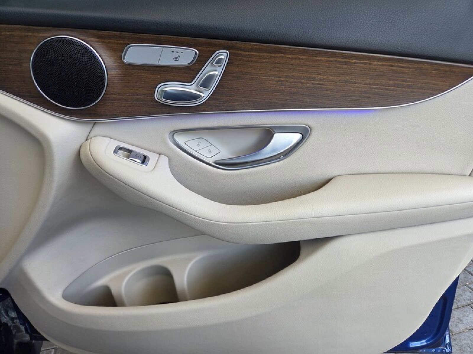 Certified 2022 Mercedes-Benz GLC 300 image 21