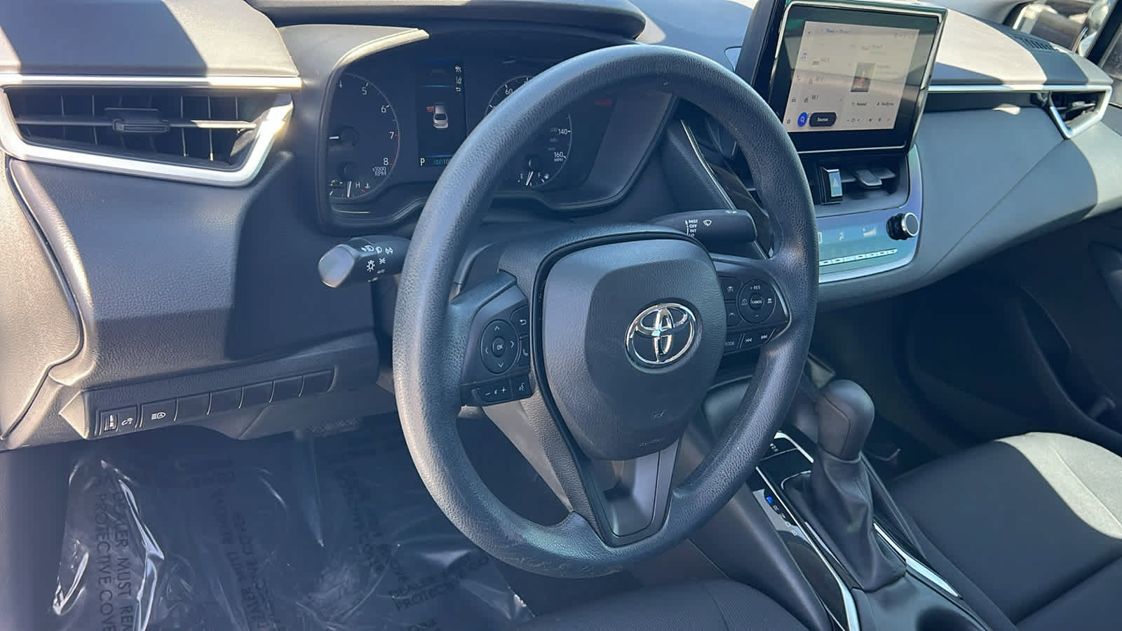 Used 2023 Toyota Corolla LE FWD image 10