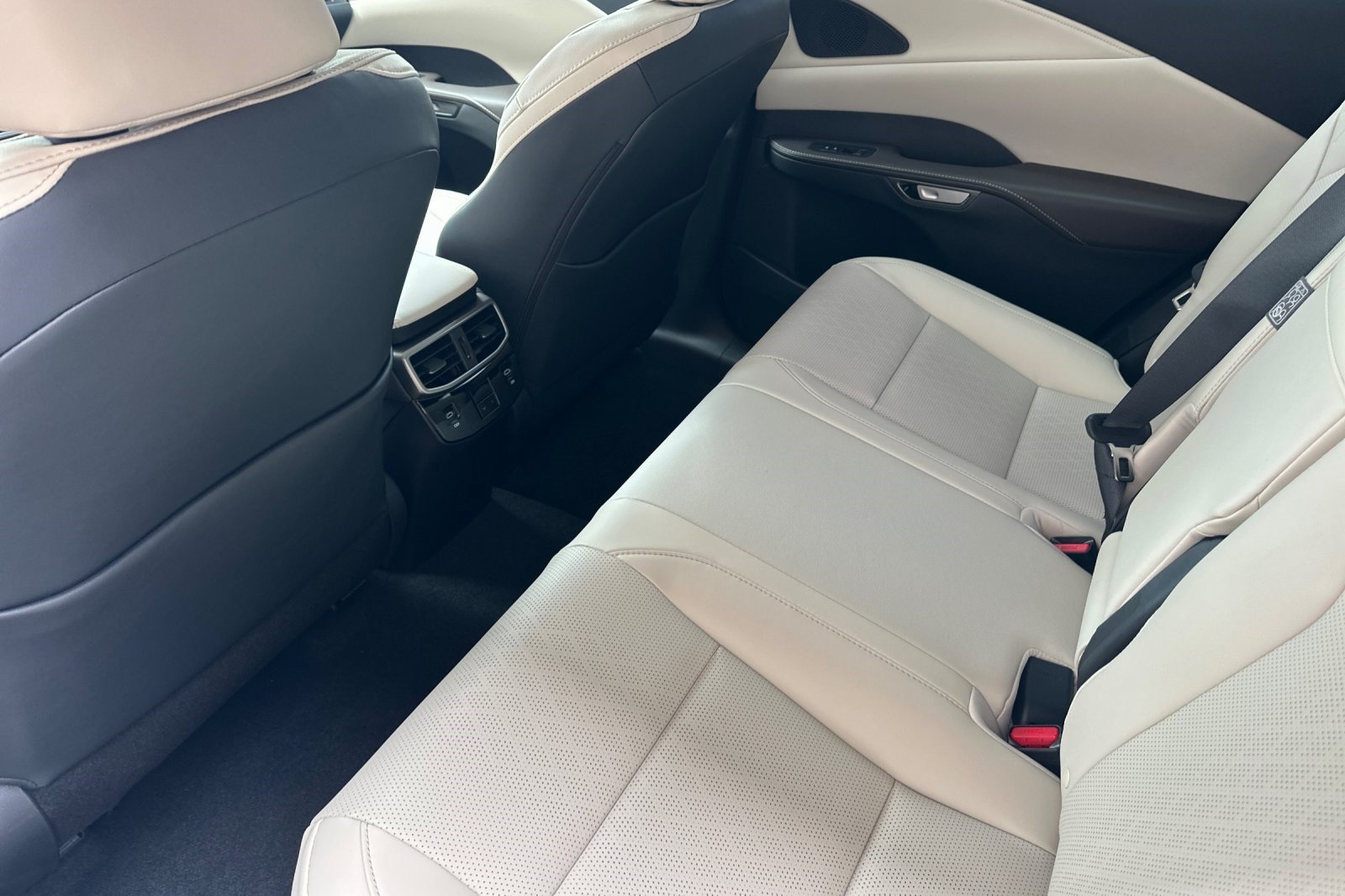 New 2026 Lexus RX 350 AWD/4WD image 23
