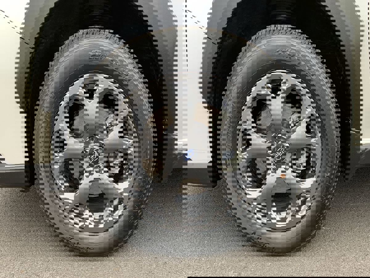 Used 2022 Subaru Crosstrek 2.5i Sport w/ Moonroof Package image 11