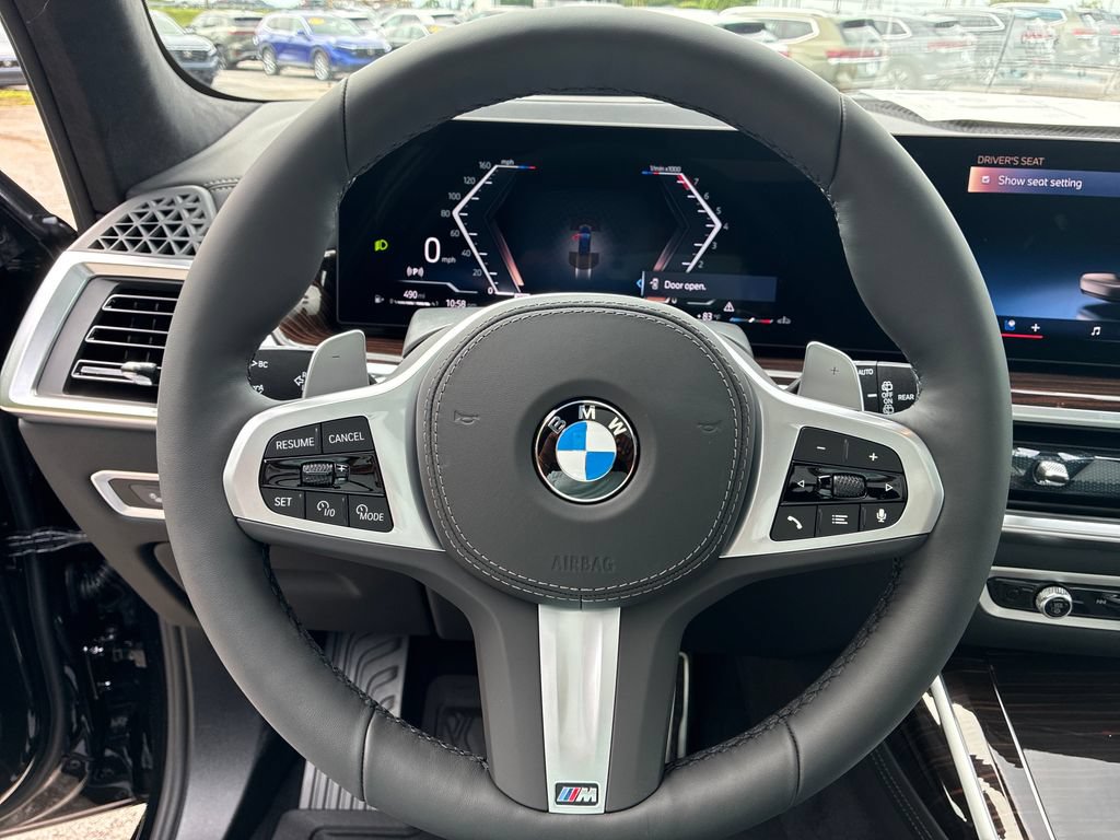 New 2027 BMW X7 xDrive40i w/ M Sport Package AWD/4WD image 9