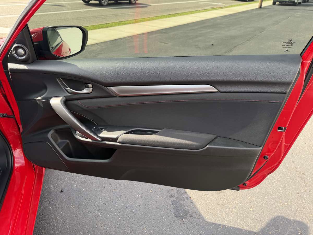 Used 2018 Honda Civic Si image 18