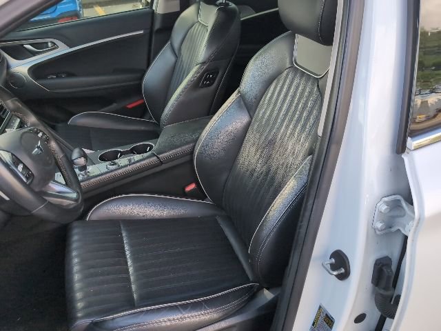 Used 2020 Genesis G70 2.0T w/ Elite Package AWD/4WD image 9