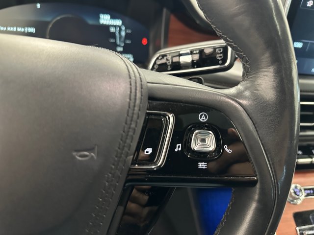 Used 2021 Lincoln Aviator Reserve w/ Equipment Group 208A AWD/4WD image 32