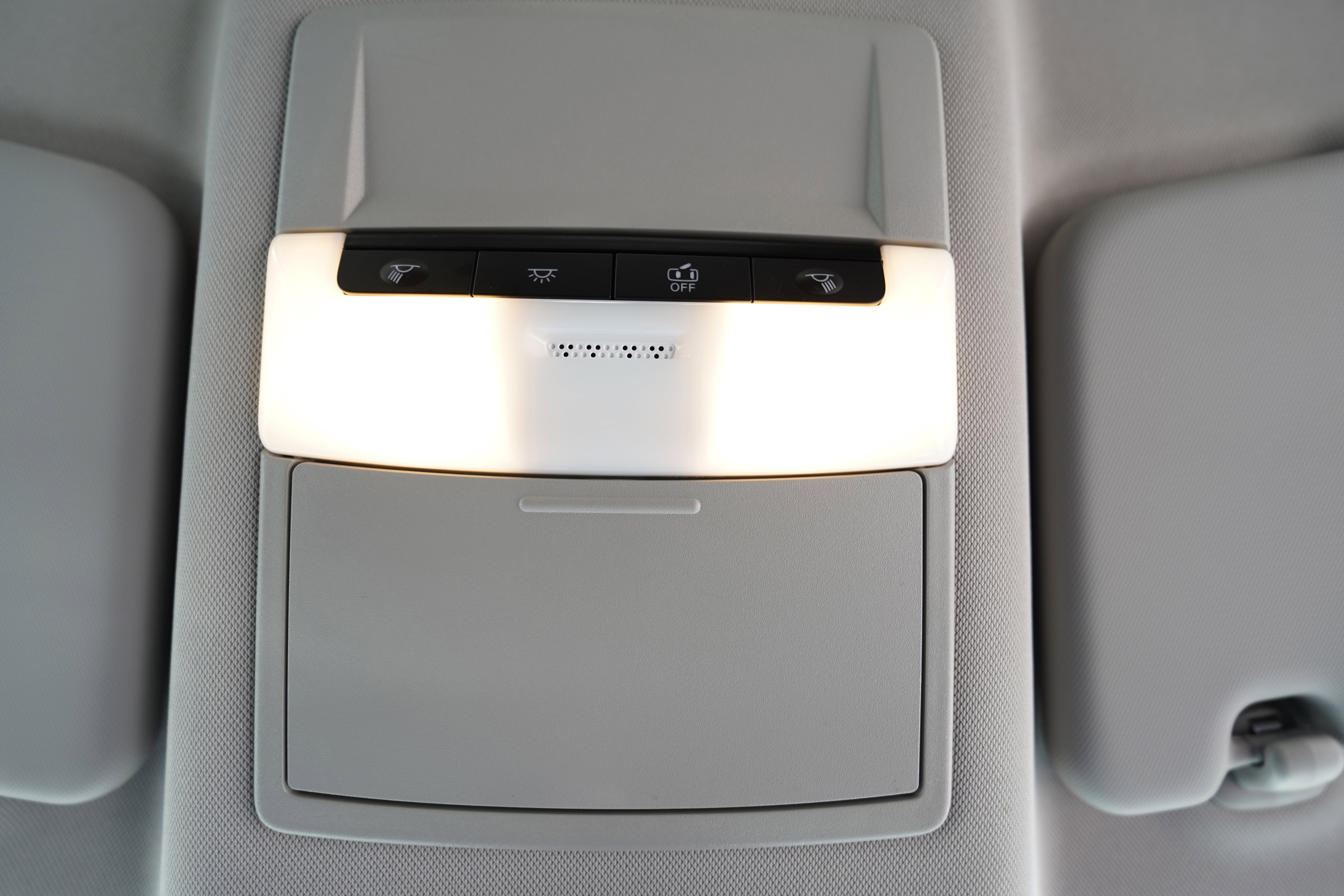 Used 2024 Nissan Rogue S image 21