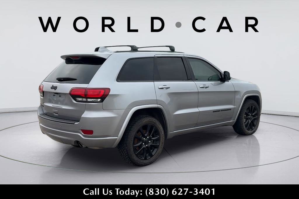 Used 2021 Jeep Grand Cherokee Laredo X AWD/4WD image 7