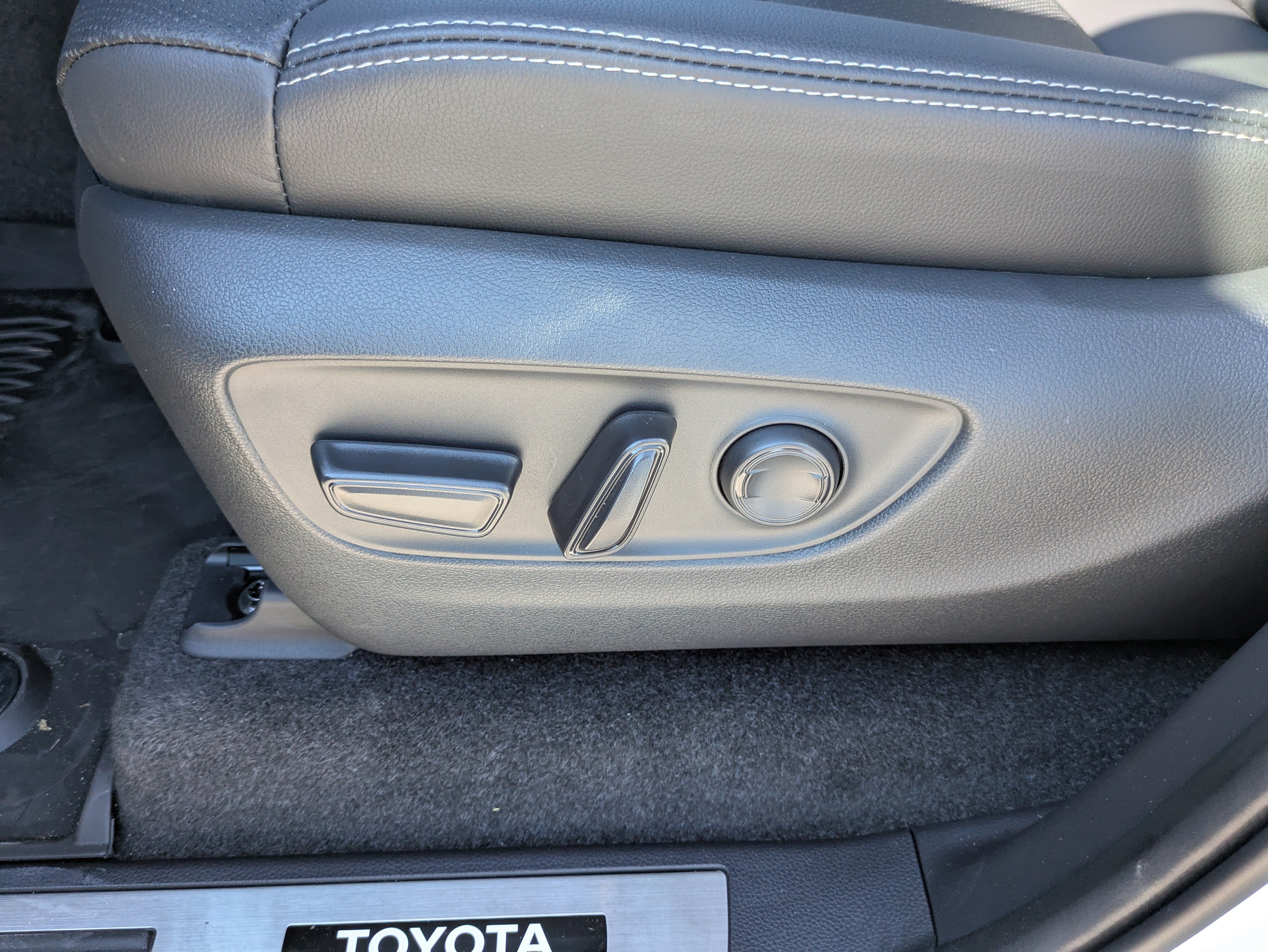 New 2027 Toyota Land Cruiser AWD/4WD image 11