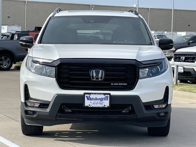 Certified 2024 Honda Passport Black Edition image 7