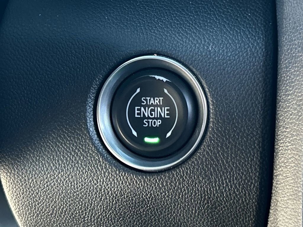 Used 2024 GMC Acadia Elevation FWD image 17