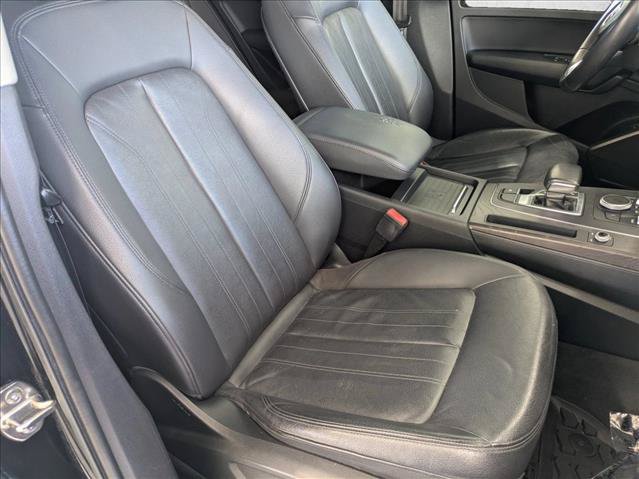 Used 2020 Audi Q5 2.0T Premium w/ Convenience Package AWD/4WD image 20