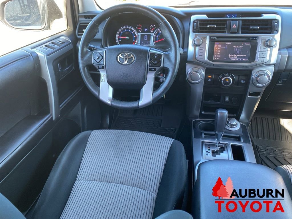 Used 2016 Toyota 4Runner SR5 AWD/4WD image 27