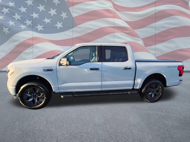 Used 2024 Ford F150 Lightning XLT AWD/4WD image 5