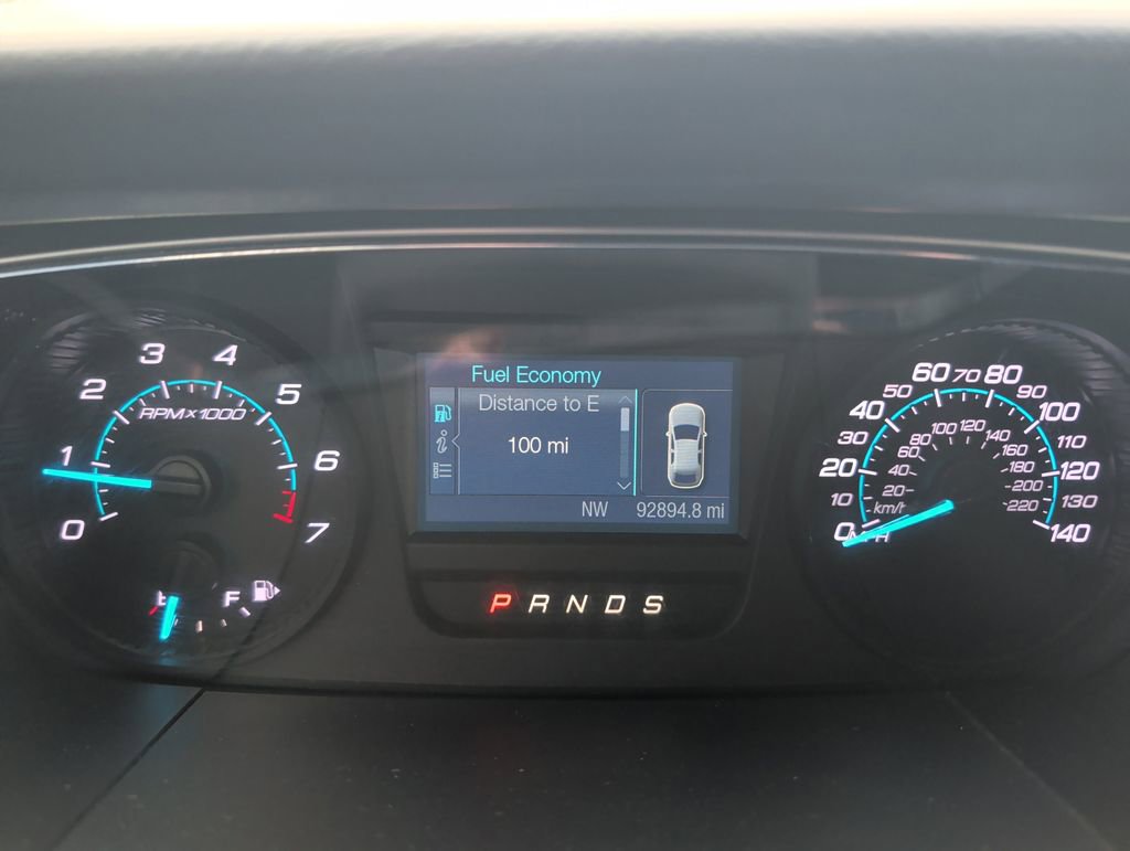 Used 2018 Ford Taurus SEL image 12
