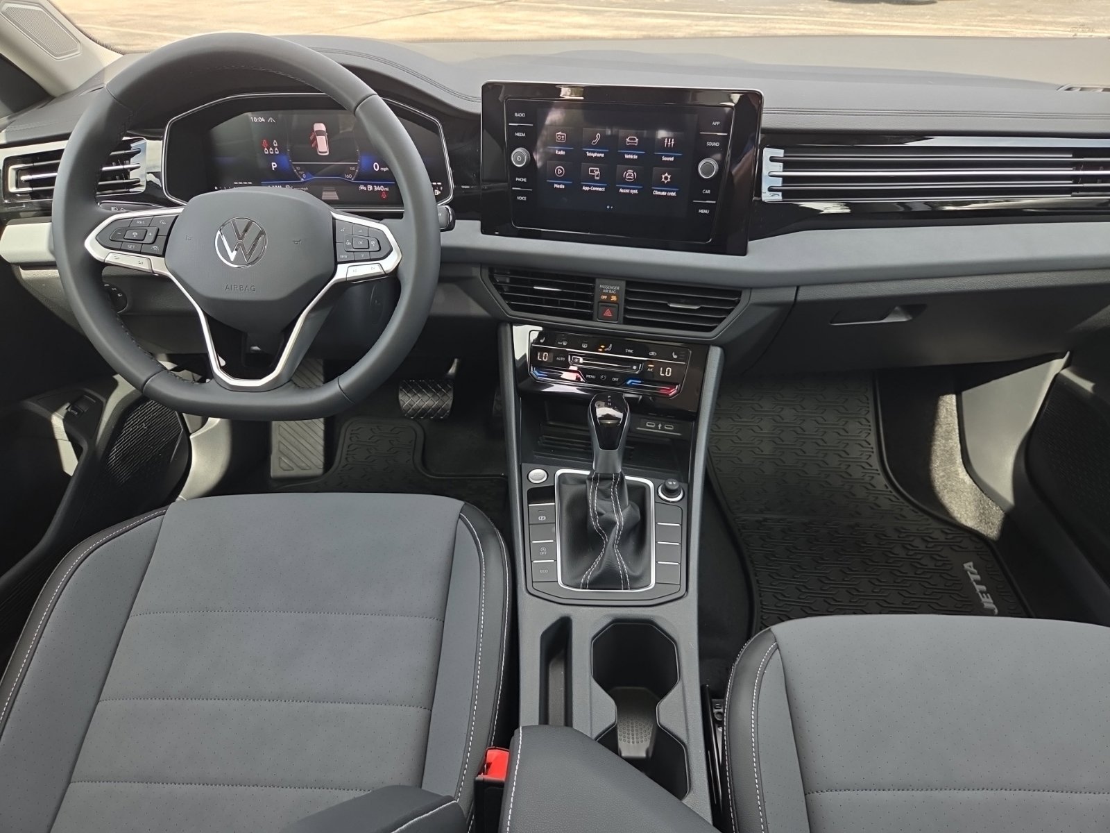 New 2027 Volkswagen Jetta SE FWD image 23