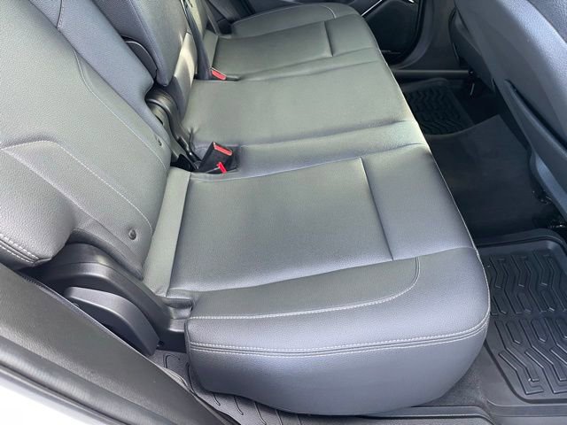 Used 2023 VinFast VF 8 Eco image 10