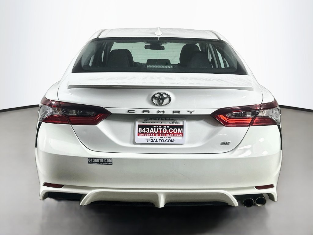 Used 2024 Toyota Camry SE FWD image 6