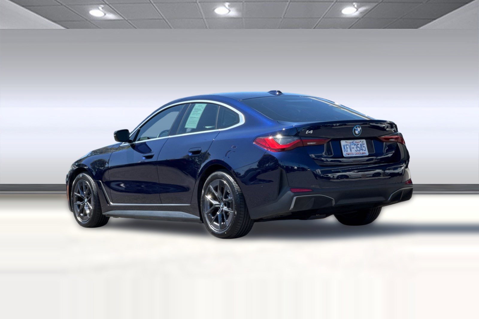 Certified 2023 BMW i4 eDrive35 w/ Premium Package RWD image 3