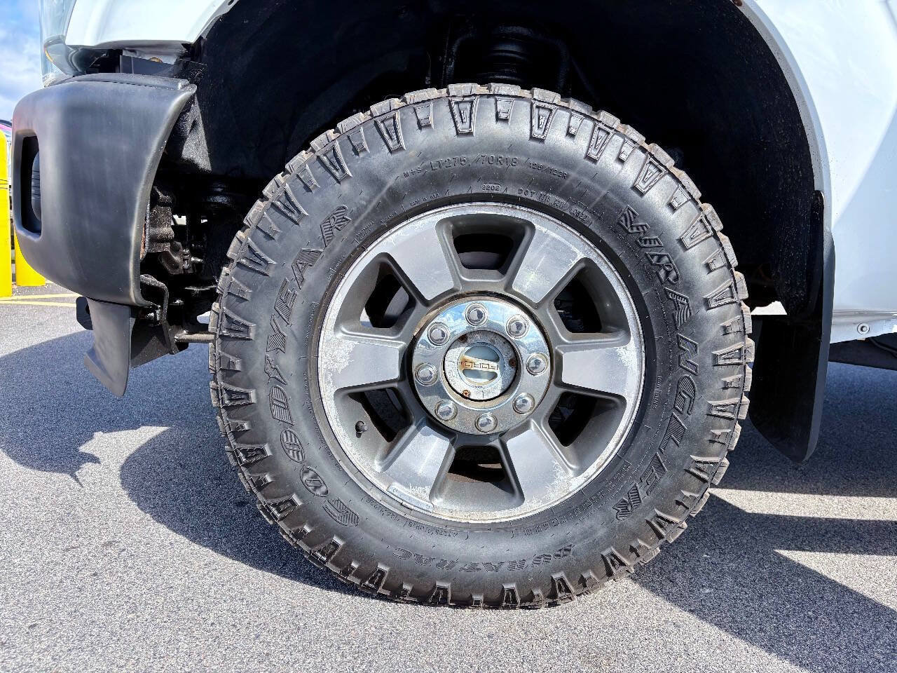 Used 2011 Ford F250 Lariat w/ Chrome Pkg AWD/4WD image 37