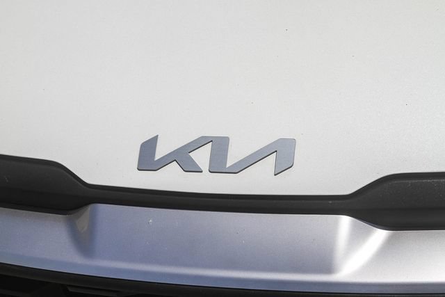Used 2023 Kia Sportage LX AWD/4WD image 7