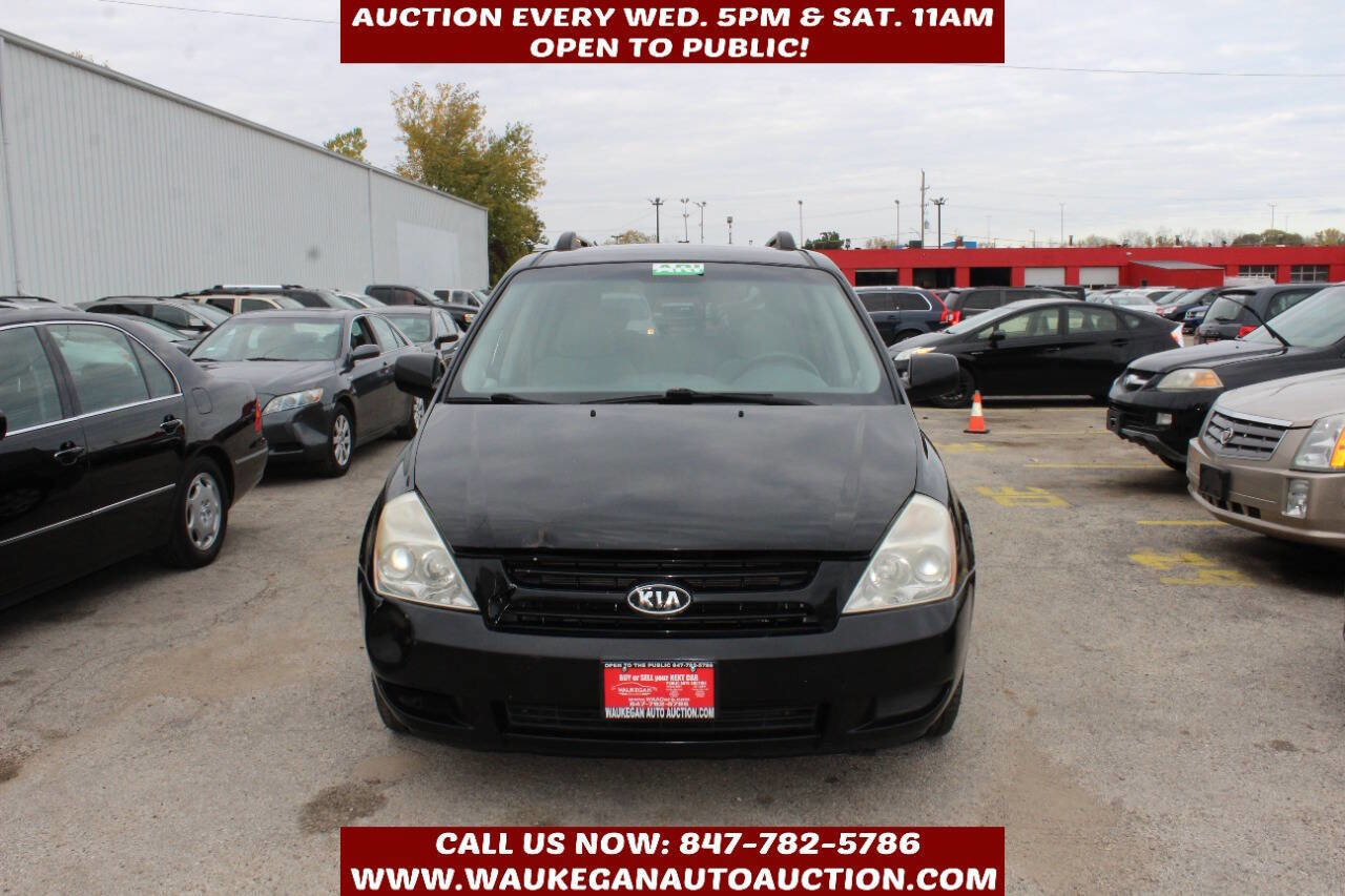Used 2008 Kia Sedona LX image 2