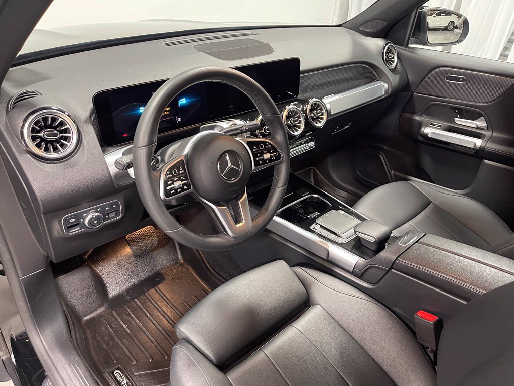 Certified 2022 Mercedes-Benz GLB 250 4MATIC image 21