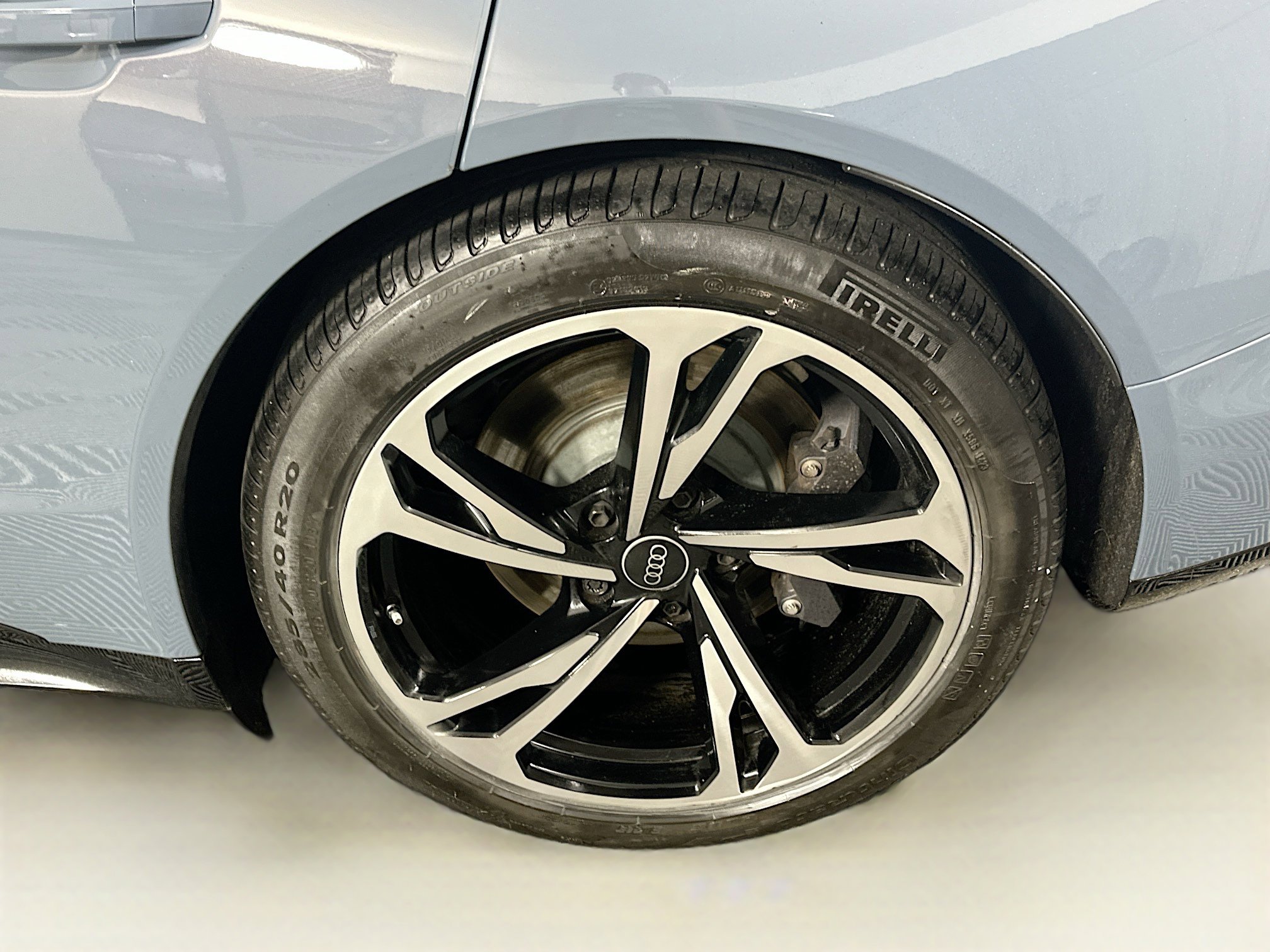 Used 2023 Audi e-tron GT Premium Plus w/ Performance Package image 11