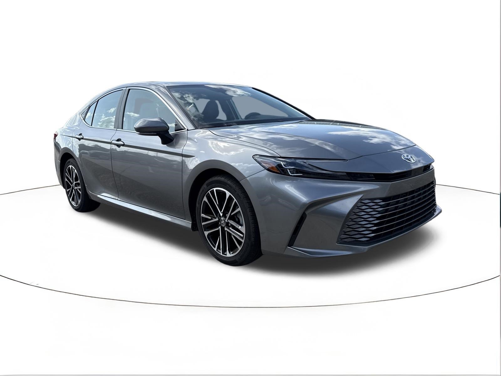 Used 2025 Toyota Camry XLE