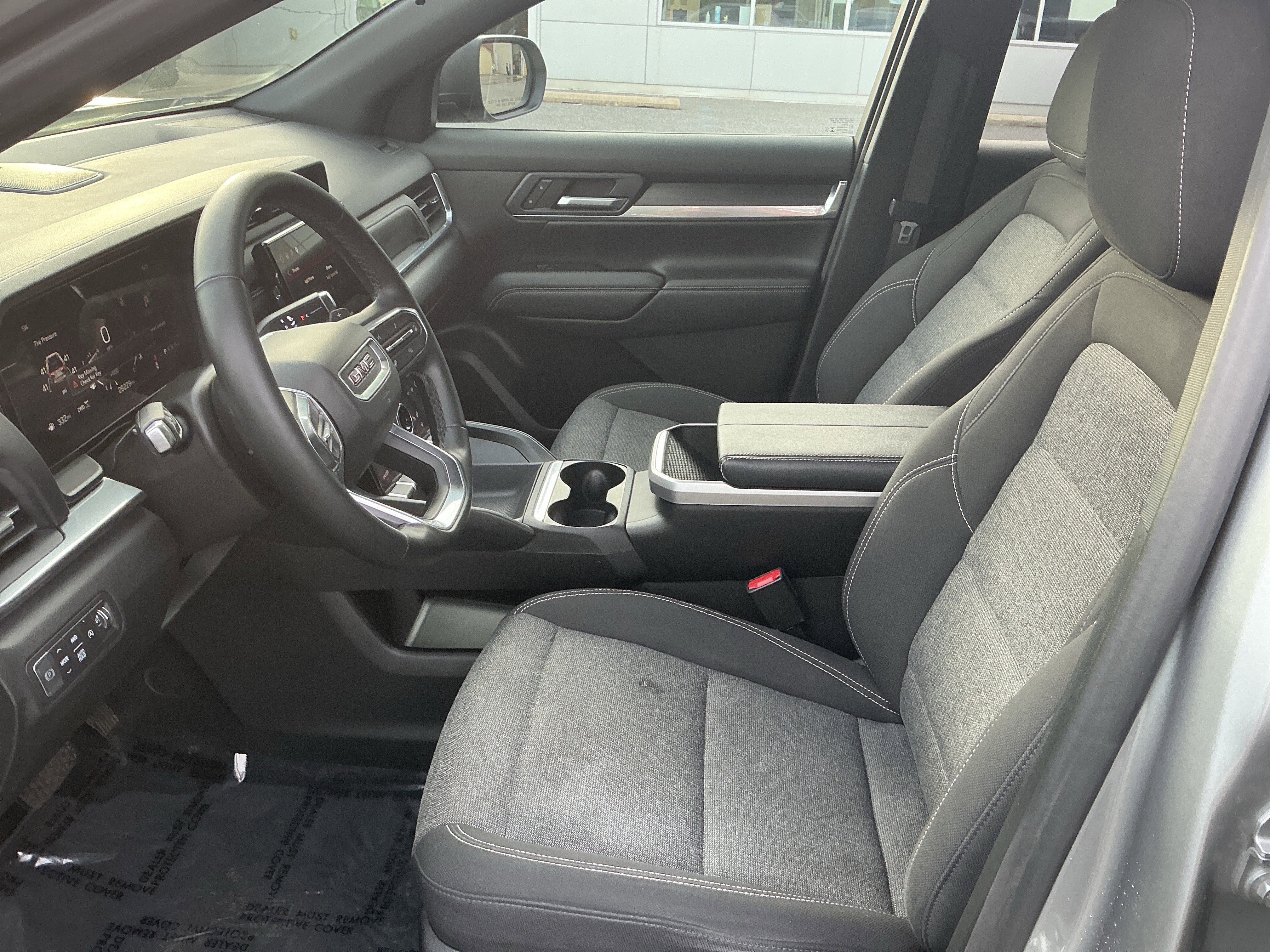 Used 2025 GMC Terrain Elevation AWD/4WD image 10