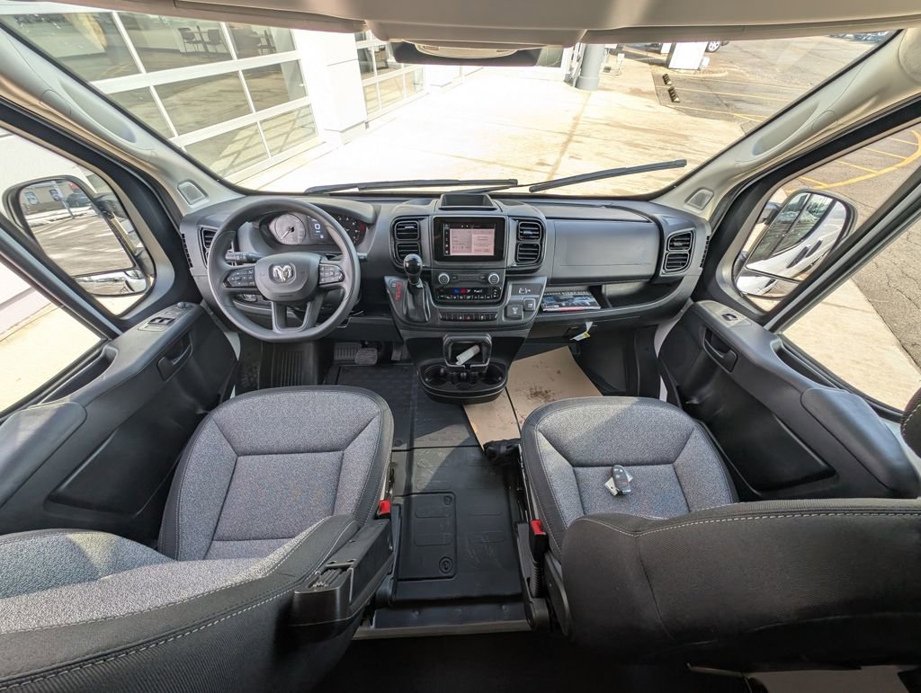 New 2026 RAM ProMaster 2500 w/ Convenience Group image 17