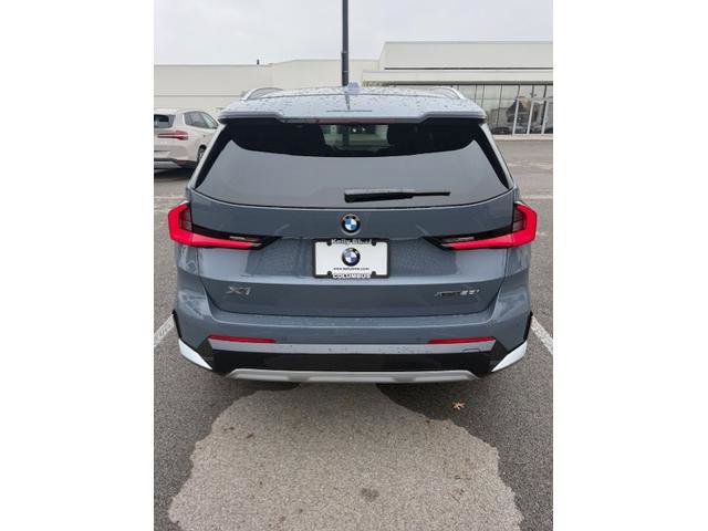 Used 2025 BMW X1 xDrive28i w/ Technology Package image 3