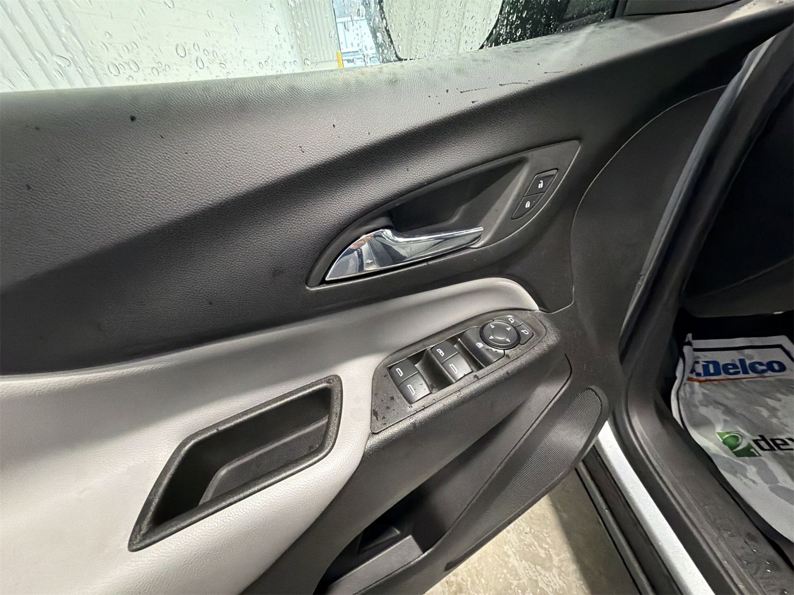 Used 2024 Chevrolet Equinox LS w/ LS Convenience Package image 21