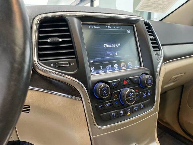 Used 2017 Jeep Grand Cherokee Limited AWD/4WD image 24
