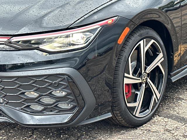 New 2025 Volkswagen GTI SE image 8