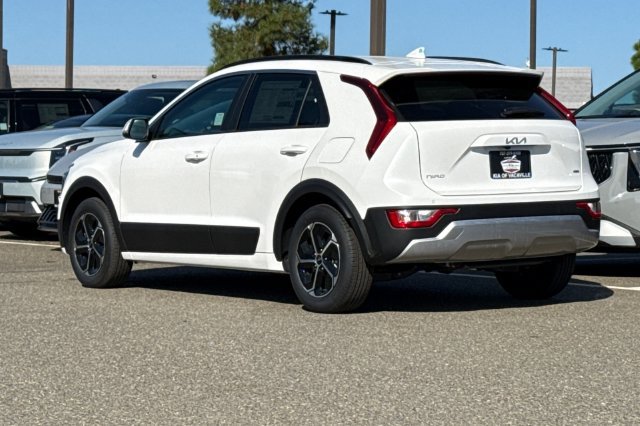 New 2026 Kia Niro EX FWD image 7