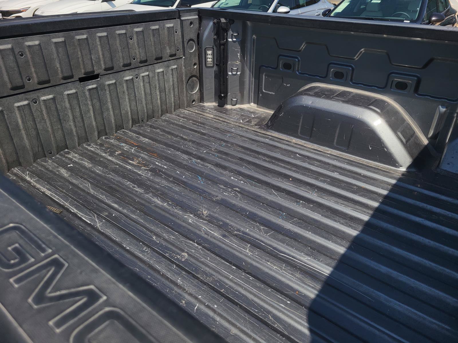 Used 2021 GMC Sierra 1500 SLT RWD image 6