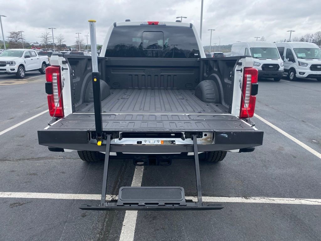 Certified 2025 Ford F250 Lariat w/ Lariat Ultimate Package image 27